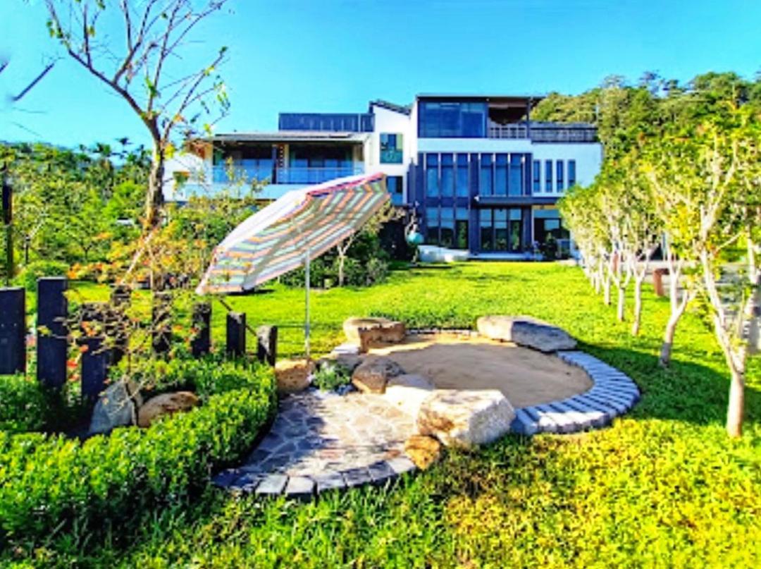 Roaming Cloud Sun Moon Lake B&B Yuchi Exterior photo