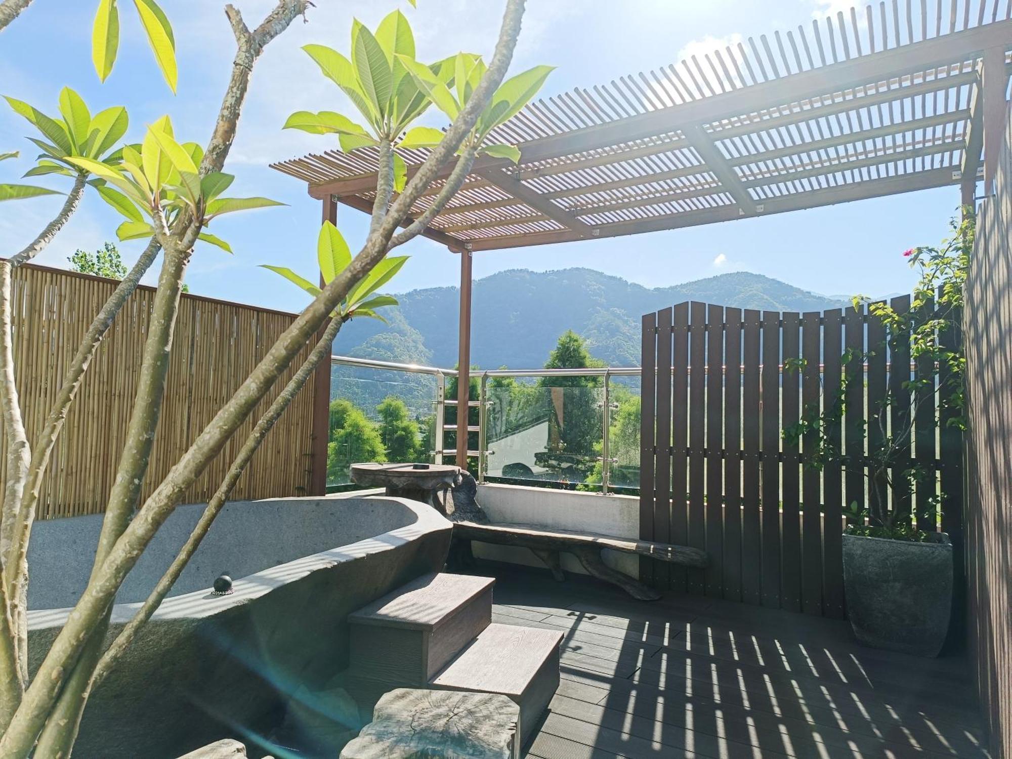 Roaming Cloud Sun Moon Lake B&B Yuchi Exterior photo