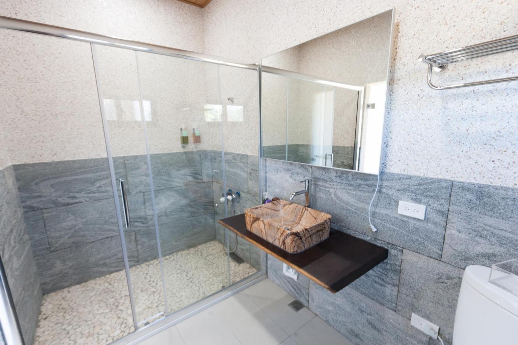 Roaming Cloud Sun Moon Lake B&B Yuchi Room photo